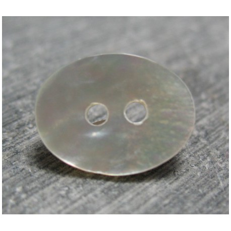 Bouton nacre oval 13 mm b51