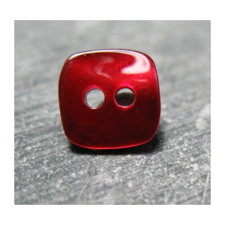 Bouton nacre carré rouge 10mm