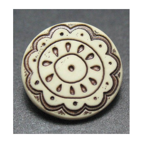 Bouton fleur arabesque ecru 15 mm b59