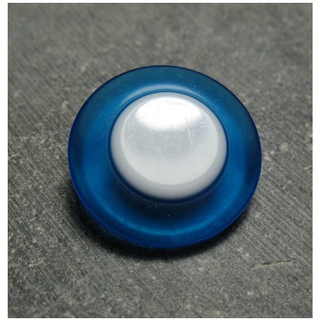 Bouton bleu translucide blanc 24mm