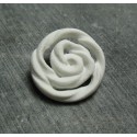 Bouton rose blanc 22 mm b72