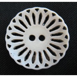 Bouton os ciselé découpé 22 mm