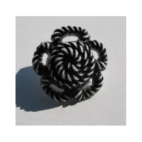 Bouton fleur torsadée blanc noir 18mm 