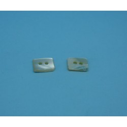 Bouton nacre rectangle 10 x 7mm