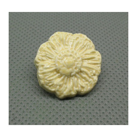 Bouton fleur émaillée écru 22mm