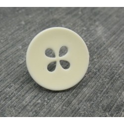 Bouton écru 4t trèfle 15mm