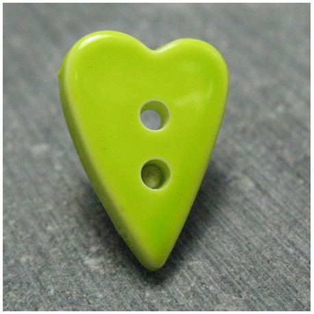 Bouton coeur vert anis 18 mm b66