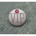 Bouton VIP gris rosé 15mm