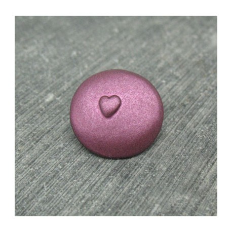 Bouton coeur relief violet 18mm