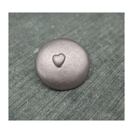 Bouton coeur relief vieux rose 18mm