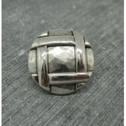 Bouton métal tresse martelée 18mm