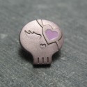 Bouton chipie mauve coeur rose 15mm