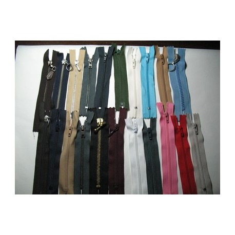 Lot zip N°3  21 zips 12cm