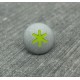 Bouton astérisque gris vert anis 12mm