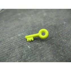 Pendentif clef verni émaillé vert anis 18mm