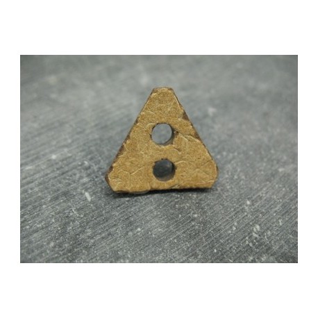 Bouton coco triangle naturel 25mm