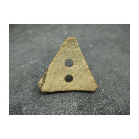 Bouton coco triangle blanchi 34mm