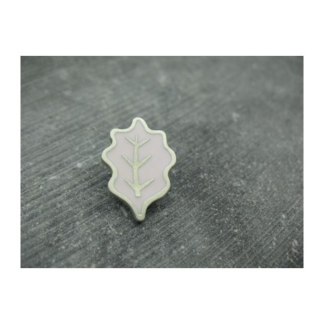 Bouton feuille de chêne argent lavande 22mm