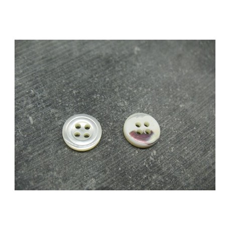 Bouton nacre 4 trous 11 naturel 11mm