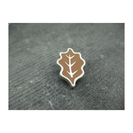 Bouton feuille de chêne caramel argent 22mm