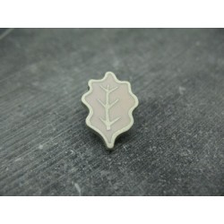 Bouton feuille de chêne lavande argent 22mm