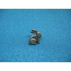 Bouton lièvre métallisé vieil argent 18mm