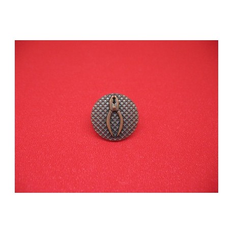 Bouton pince plate métallisé cuivre 18mm