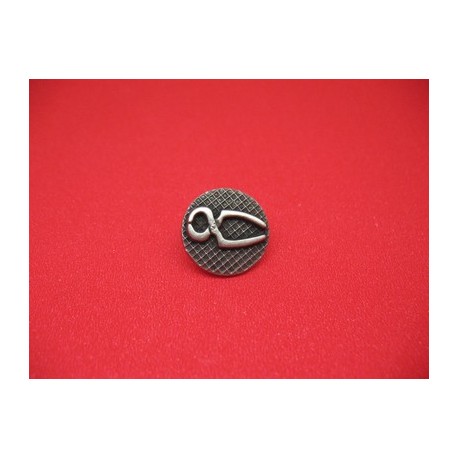 Bouton tenaille métallisé vieil argent 18mm