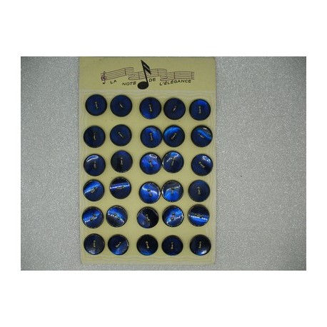 Plaque N°68 30 boutons nacre trocas bleu 18mm