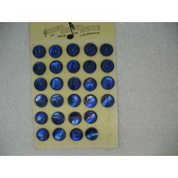 Plaque N°69 28 boutons nacre trocas bleu 18mm
