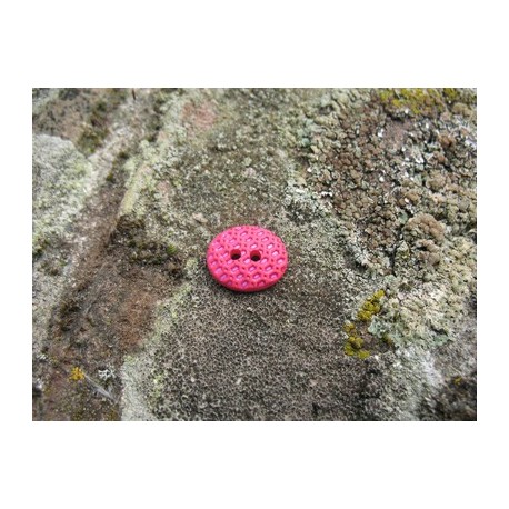 Bouton gaufre oval fuschia 13mm