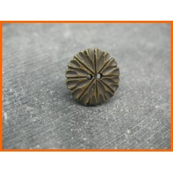 Bouton métallisé upsylon vieil or 18mm