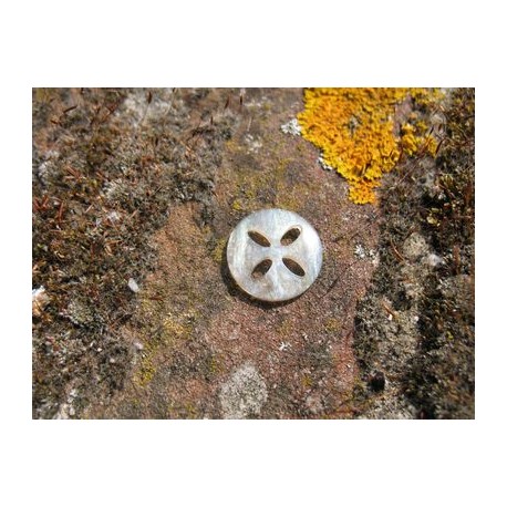 Bouton 4 trous oval reflet nacre gris bleu 15mm