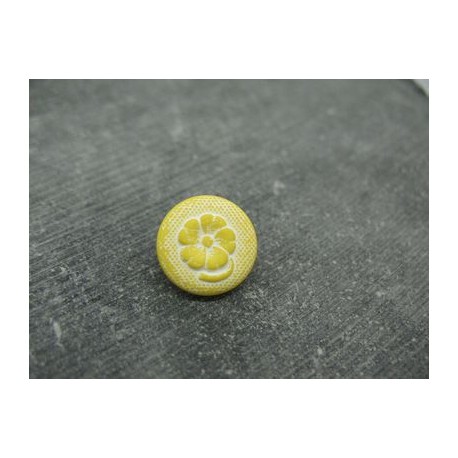 Bouton quadrillé fleur 5 pétales jaune 15mm
