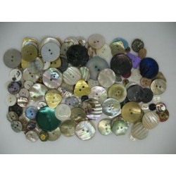 Lot 128 boutons nacre de 12 à 30mm