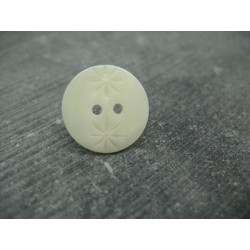 Bouton nacre ancienne ciselé 2 palmiers 17mm