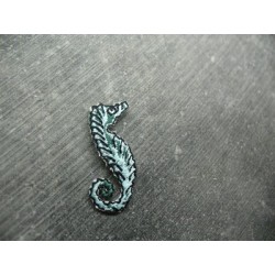Ecusson thermocollant pour tissu hippocampe 32mm