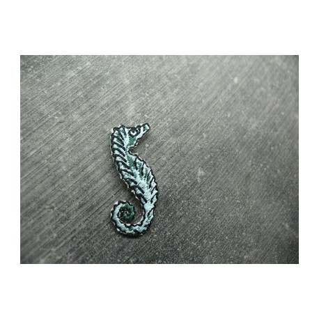 Ecusson thermocollant pour tissu hippocampe 32mm