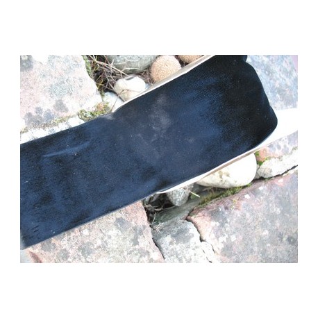 Velours Mokuba noir 75mm